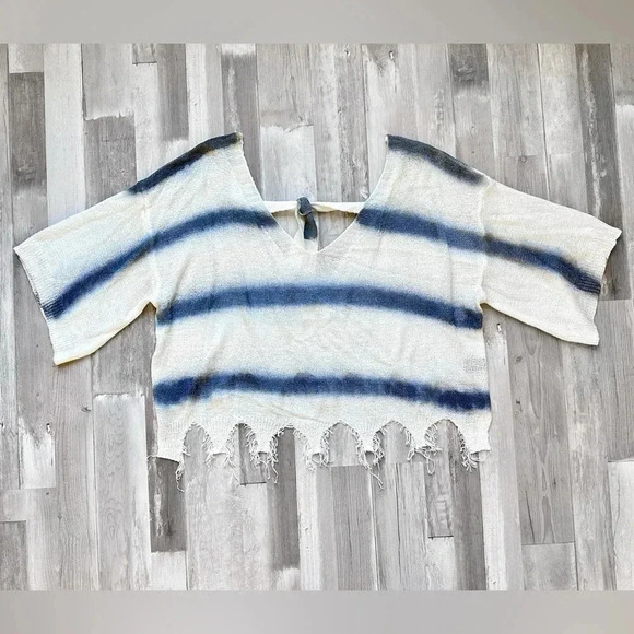 🍀 NWT POL Boho Striped Relaxed Fit Oversized Coverup Fringe Beachy Sweater Sz L - Picture 1 of 10